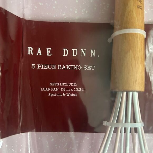 Rae Dunn XOXO 3 Piece Baking Set - Picture 2 of 2